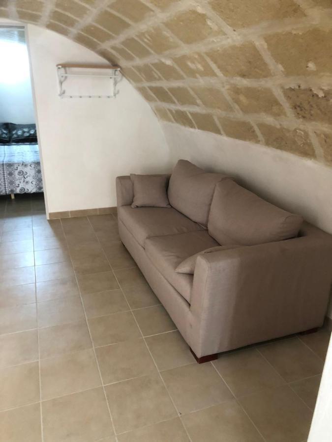 Вилла Xenia Renting Массафра Экстерьер фото