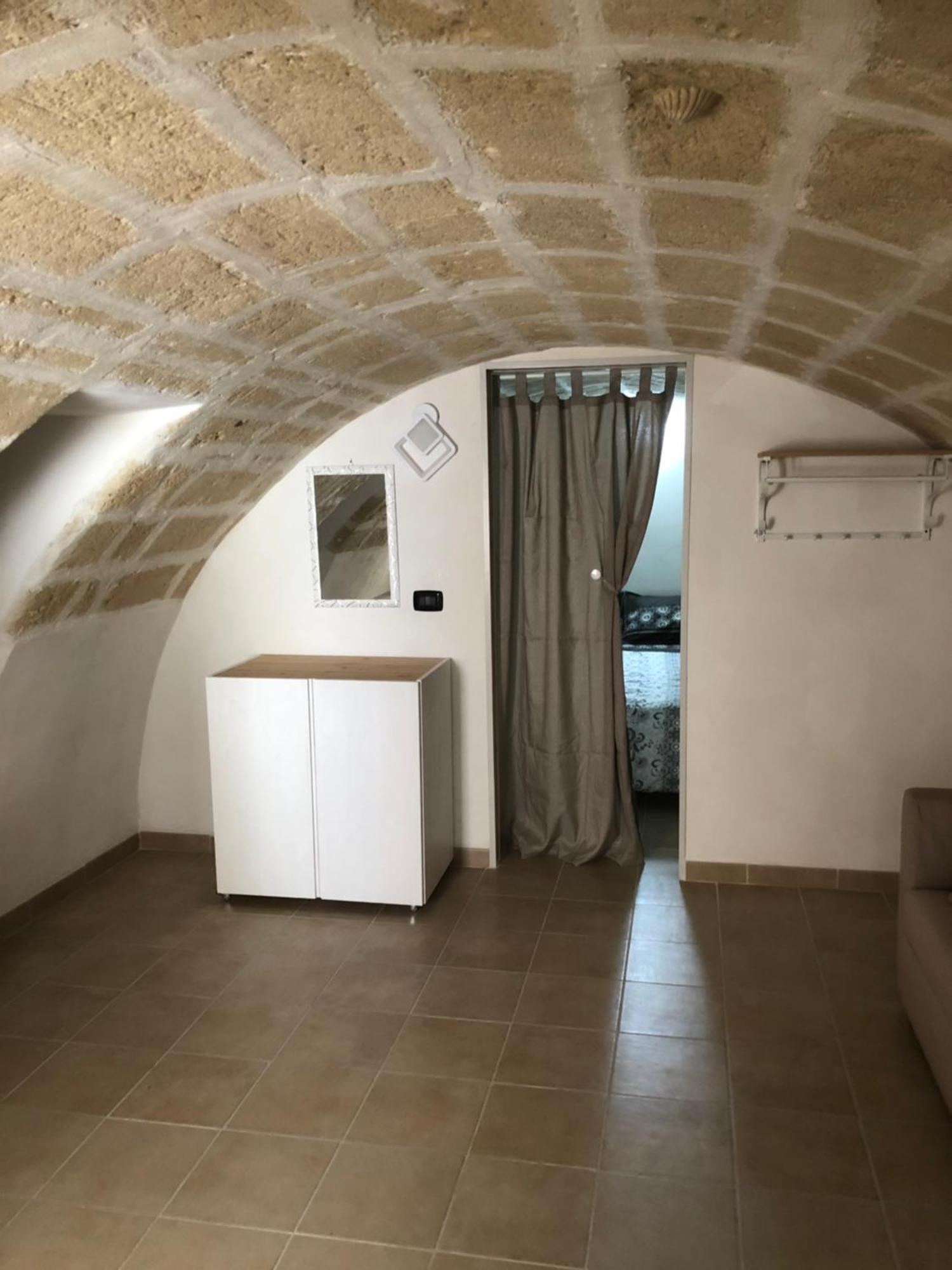 Вилла Xenia Renting Массафра Экстерьер фото